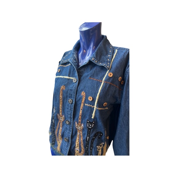 SOLD at market Vintage embroidered cat denim shirt - Picture 14 of 14